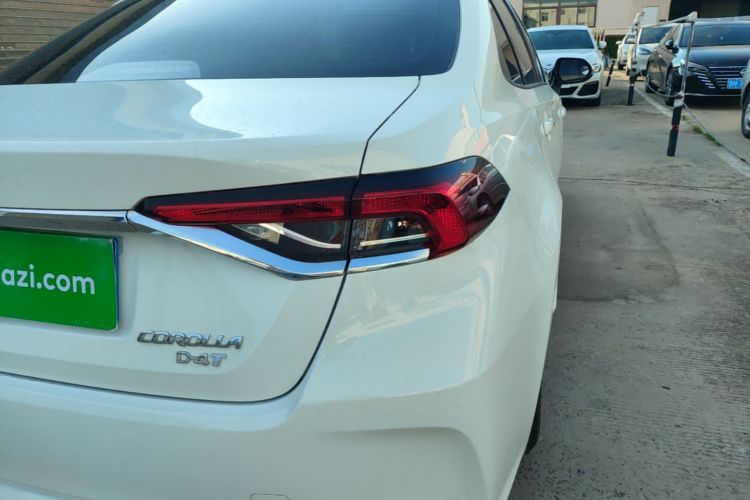 Toyota Corolla 2025 car image #8