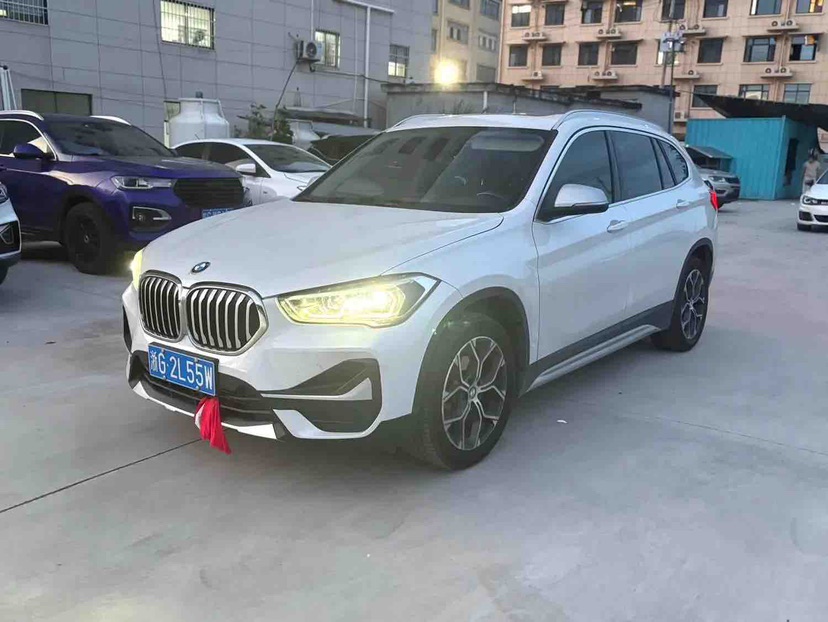 BMW X1 2021 car image 