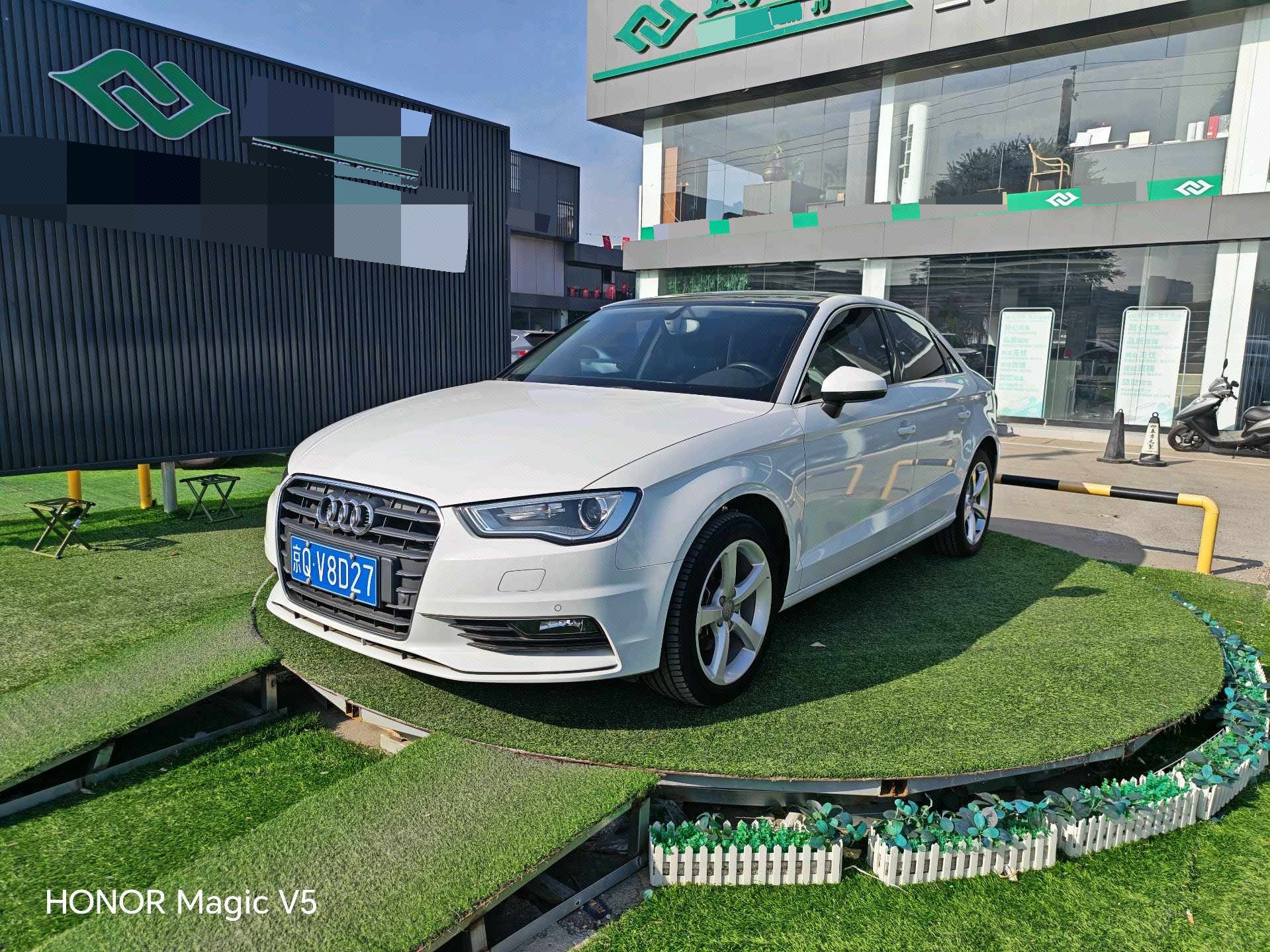 2014 2014 car image