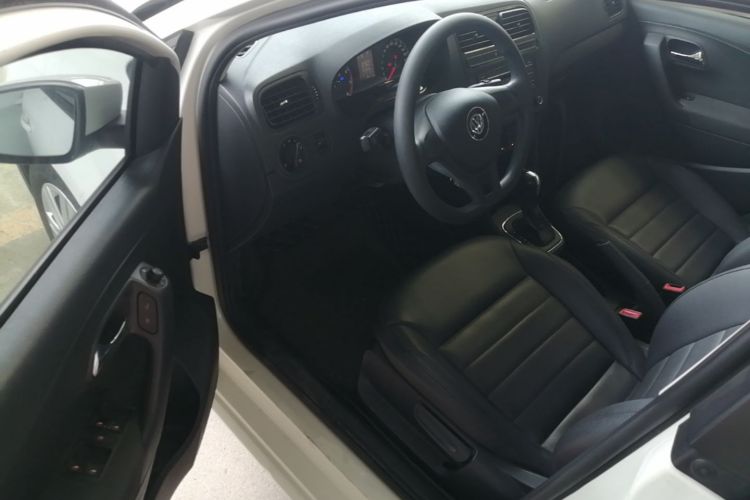 Volkswagen Polo 2016 #16 Volkswagen Polo 2016 car image #16