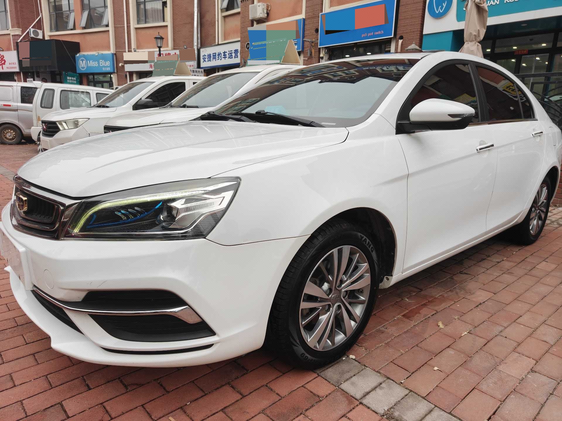 GEELY Emgrand 2018 GEELY Emgrand 2018 imagen de coche