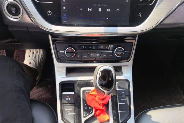 GEELY Emgrand GS 2019 #13 GEELY Emgrand GS 2019 صورة سيارة #13