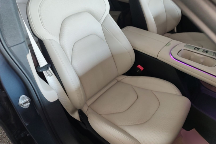 MI SU7 2025 car image #24