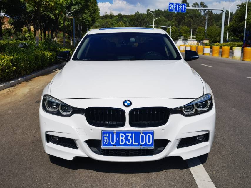 BMW 3 Series 2018 car image #2