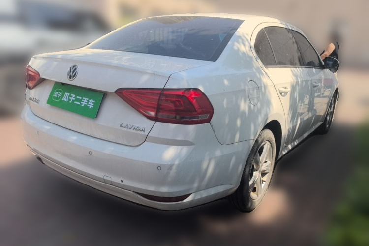 Volkswagen Lavida 2019 car image #7