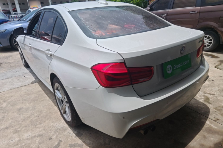 BMW 3 Series 2017 #5 BMW 3 Series 2017 car image #5