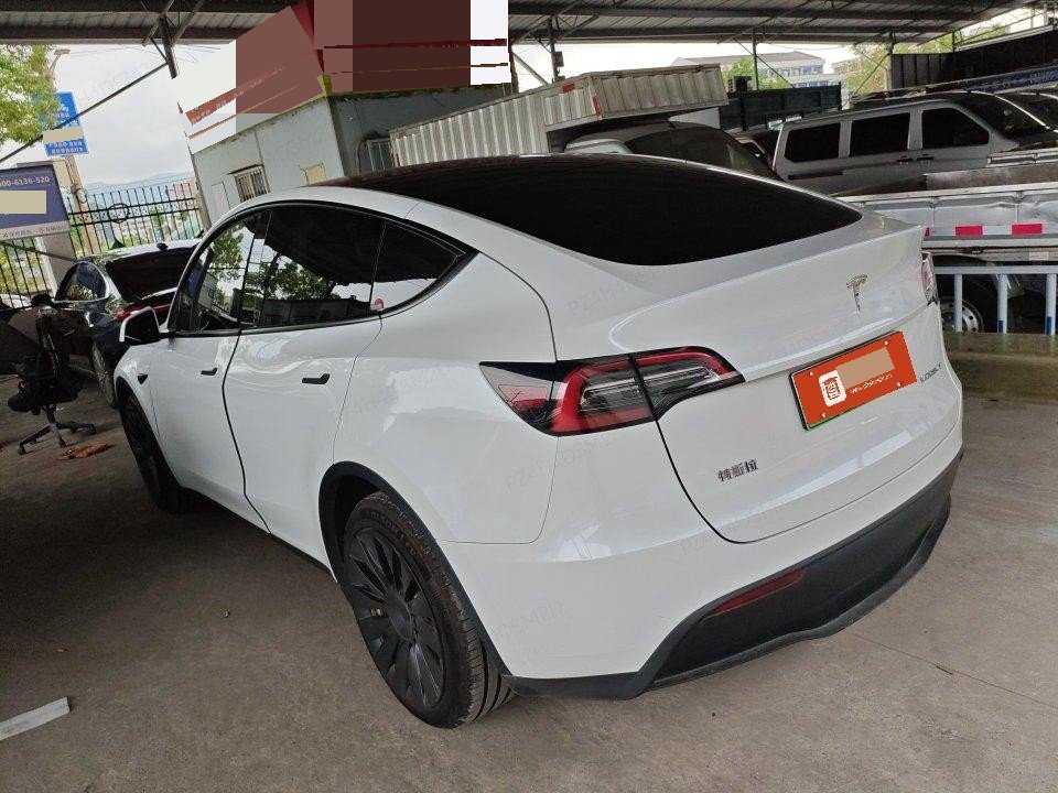 Tesla Model Y 2022 #3 Tesla Model Y 2022 car image #3
