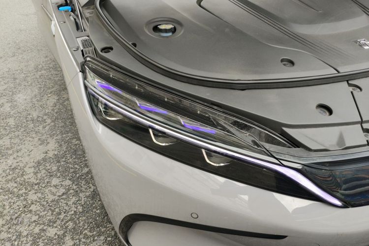 BYD Han 2025 car image #8