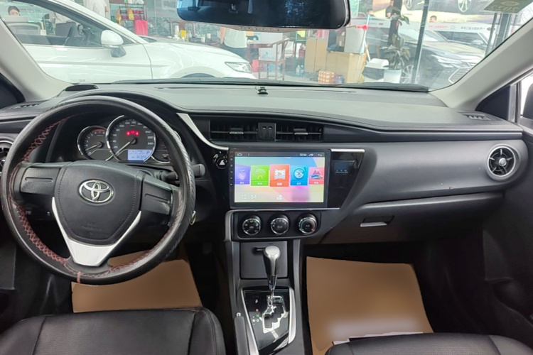 Toyota Corolla 2018 #10 Toyota Corolla 2018 car image #10
