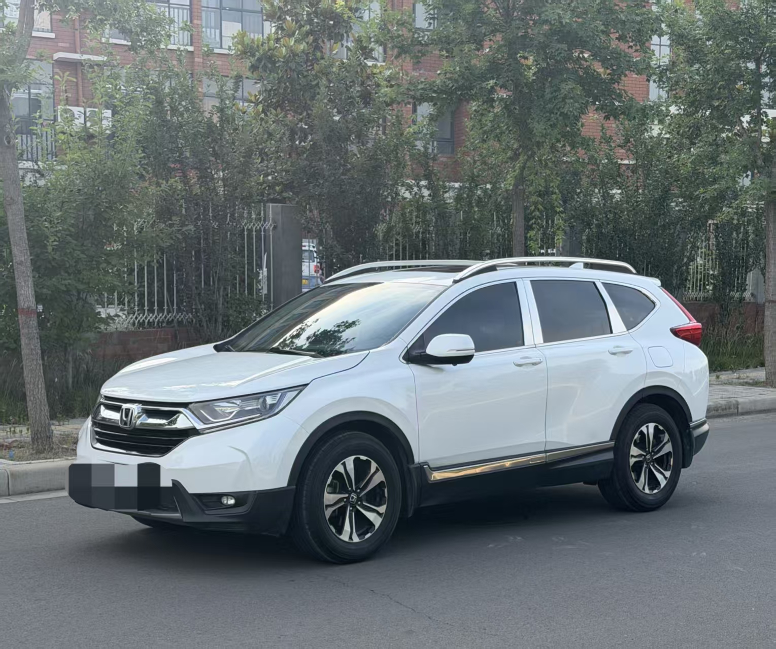 Honda CR-V 2019 car image #2