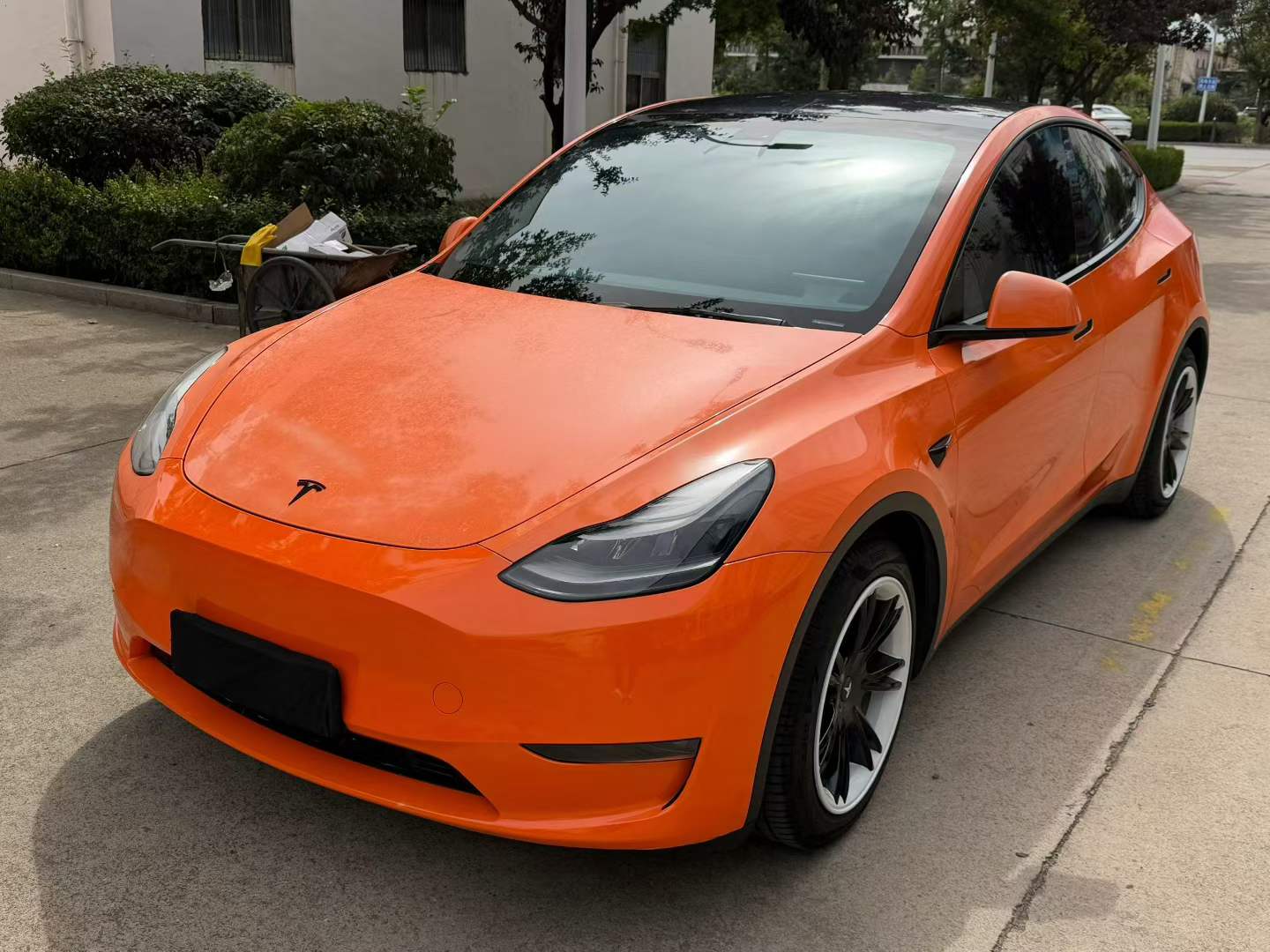 Tesla Model Y 2022 immagine di auto #3