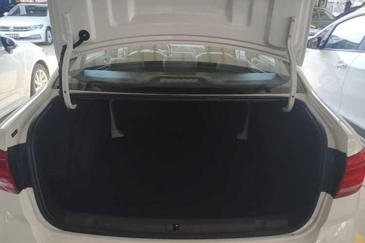 Volkswagen Lavida 2018 #19 Volkswagen Lavida 2018 car image #19