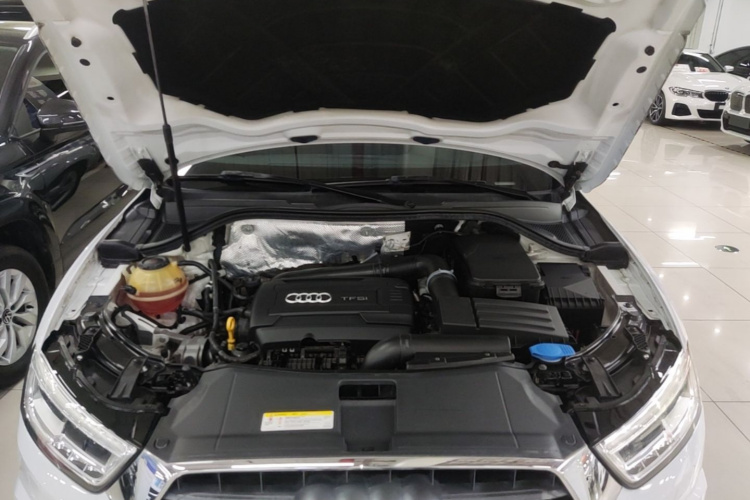 Audi Q3 2019 #20 Audi Q3 2019 car image #20