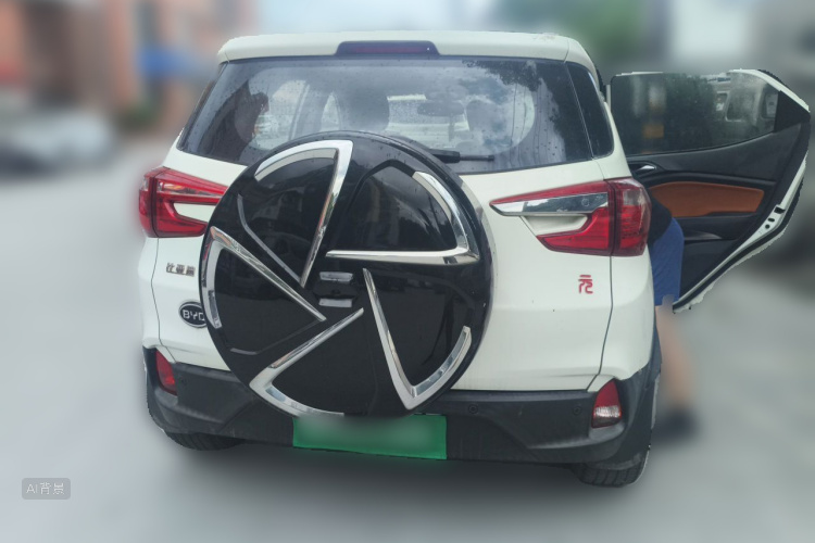BYD Yuan 2016 #6 BYD Yuan 2016 car image #6