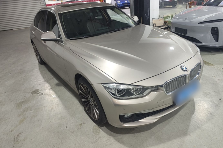 BMW 3 Series 2018 #4 BMW 3 Series 2018 car image #4