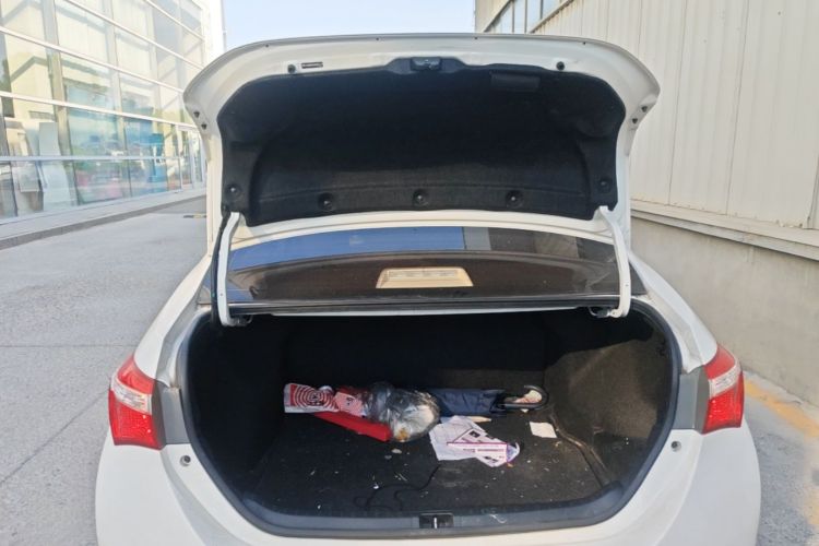 Toyota Corolla 2016 car image #19
