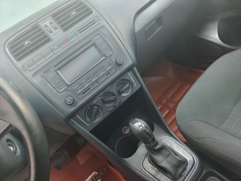 Volkswagen Polo 2016 #12 Volkswagen Polo 2016 car image #12