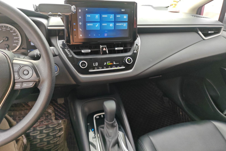 Toyota Corolla 2021 immagine di auto #10