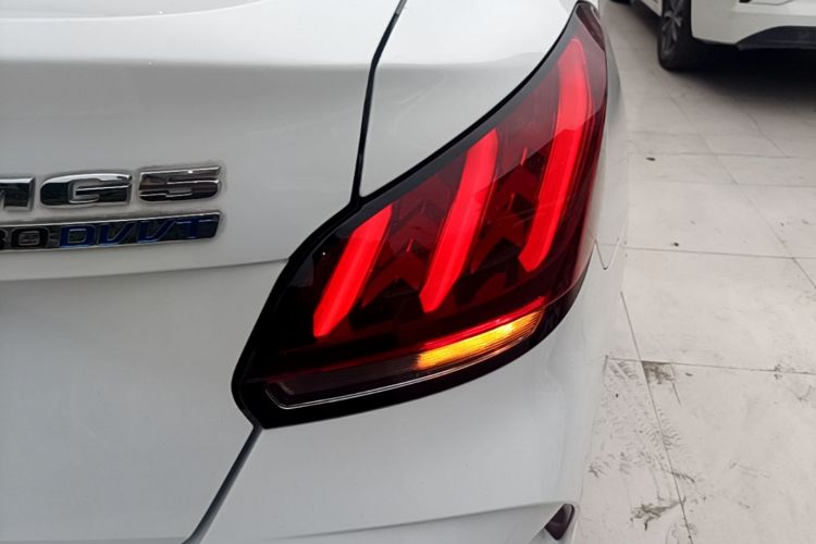 MG 5 2023 #8 MG 5 2023 car image #8