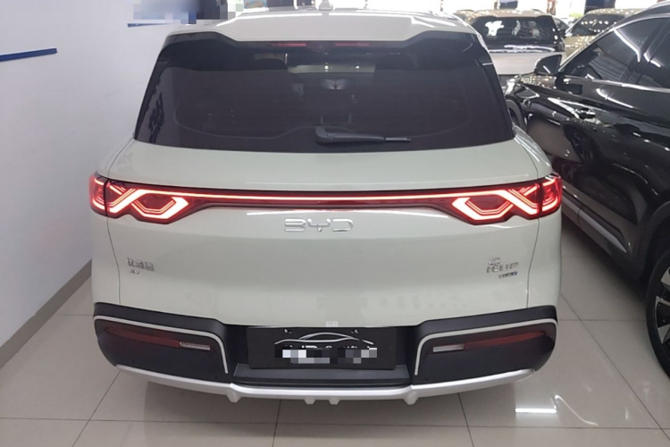 BYD YuanUP 2025 car image #6