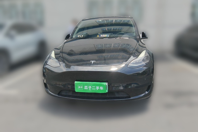 Tesla Model Y 2022 car image #3