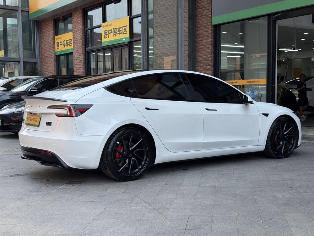 Tesla Model 3 2025 #6 Tesla Model 3 2025 car image #6