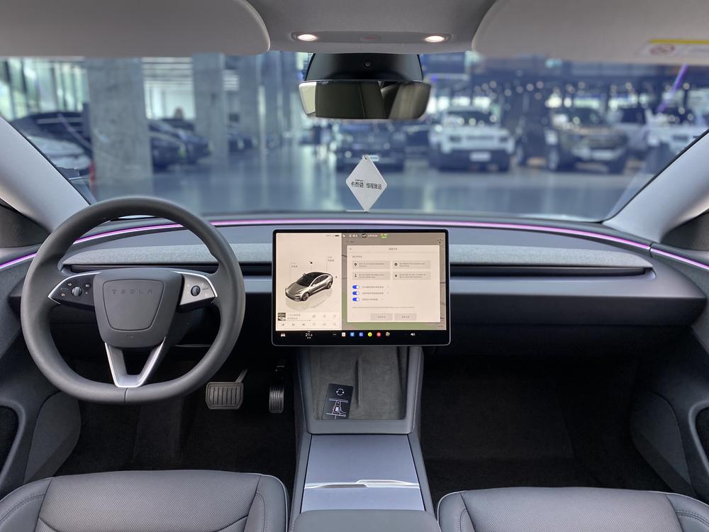 Tesla Model 3 2024 #21 Tesla Model 3 2024 car image #21