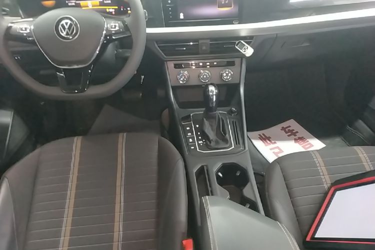 Volkswagen Lavida 2022 car image #14