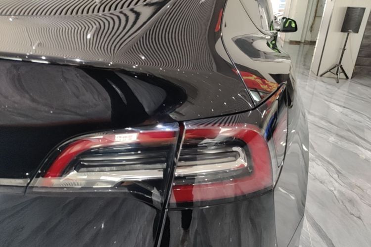 Tesla Model Y 2023 #8 Tesla Model Y 2023 immagine di auto #8
