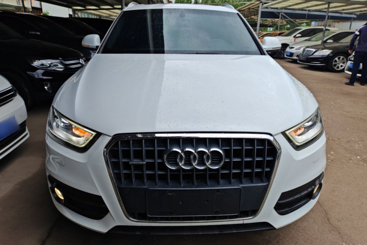 Audi Q3 2015 #3 Audi Q3 2015 car image #3