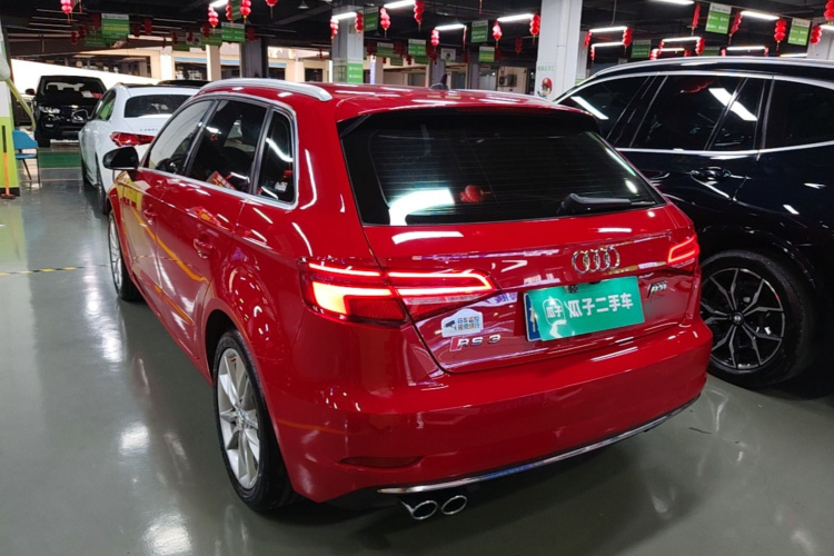 Audi A3 2019 car image #5