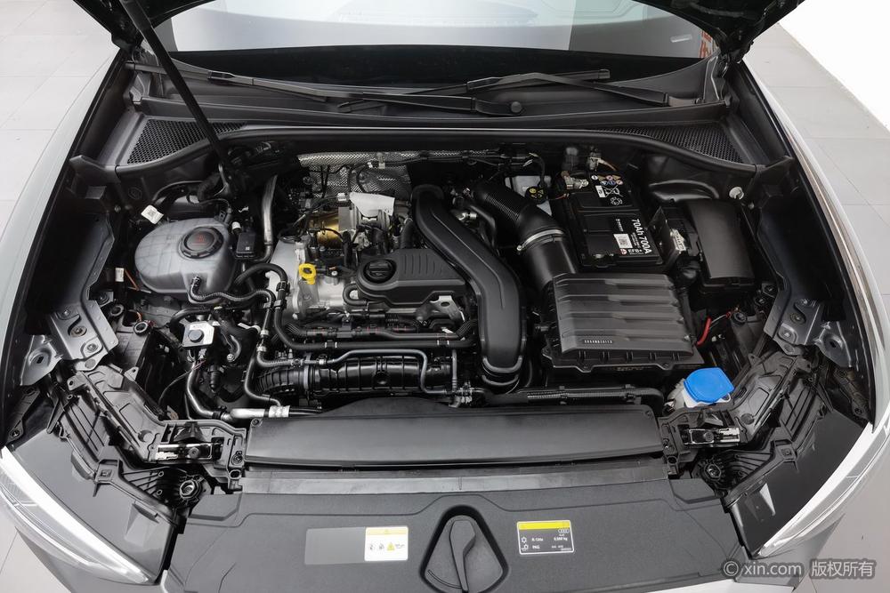Audi Q3 2025 car image #5