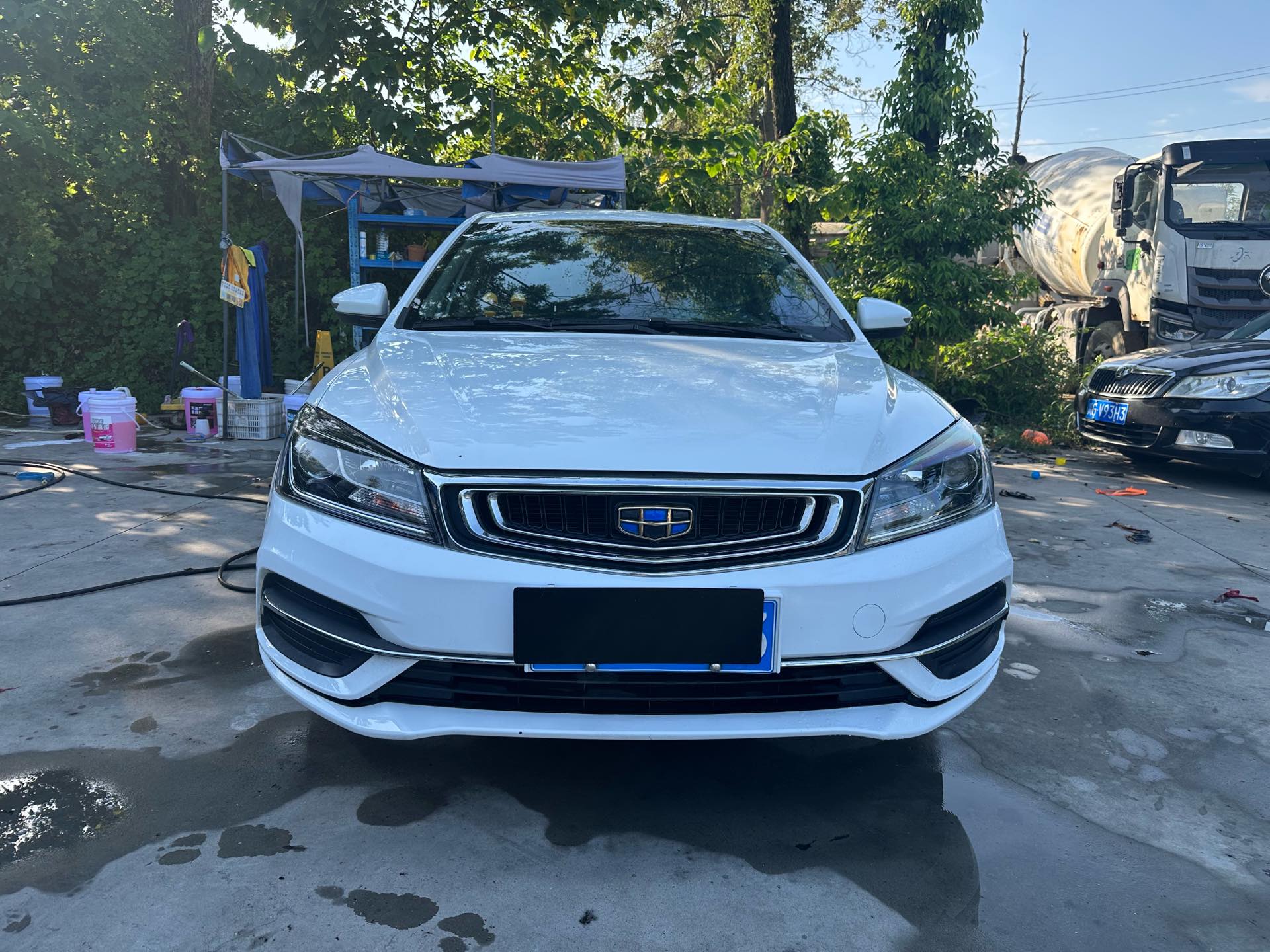 GEELY Emgrand 2018 car image #2
