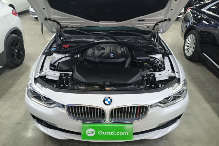 BMW 3 Series 2019 #20 BMW 3 Series 2019 car image #20
