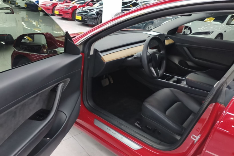 Tesla Model 3 2020 #16 Tesla Model 3 2020 car image #16
