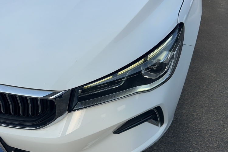 GEELY Emgrand 2022 car image #21