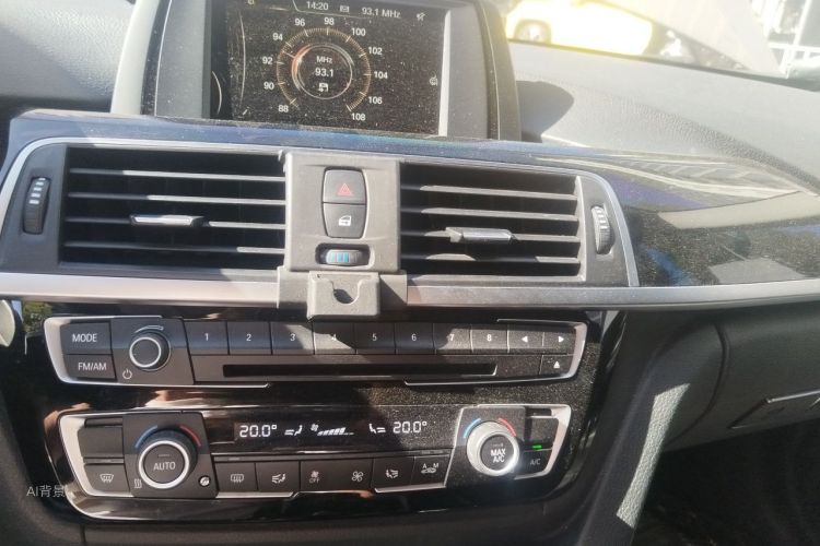 BMW 3 Series 2017 car image #15