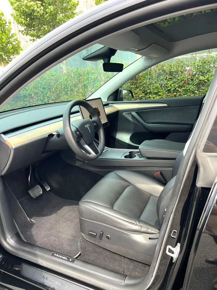 Tesla Model Y 2022 #7 Tesla Model Y 2022 car image #7