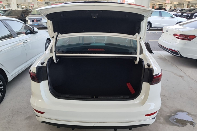 GEELY Emgrand 2023 car image #21