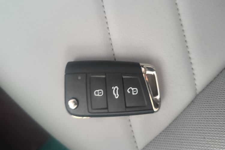 Volkswagen Lavida 2023 car image #9
