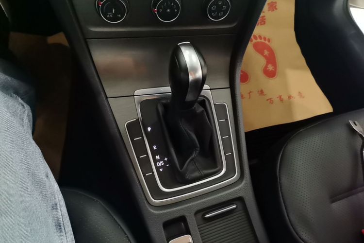 Volkswagen Golf 2017 #14 Volkswagen Golf 2017 car image #14