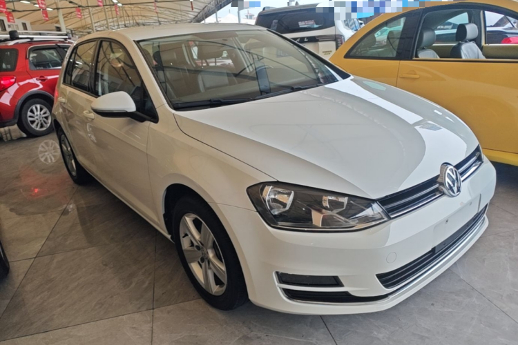 Volkswagen Golf 2016 car image #4
