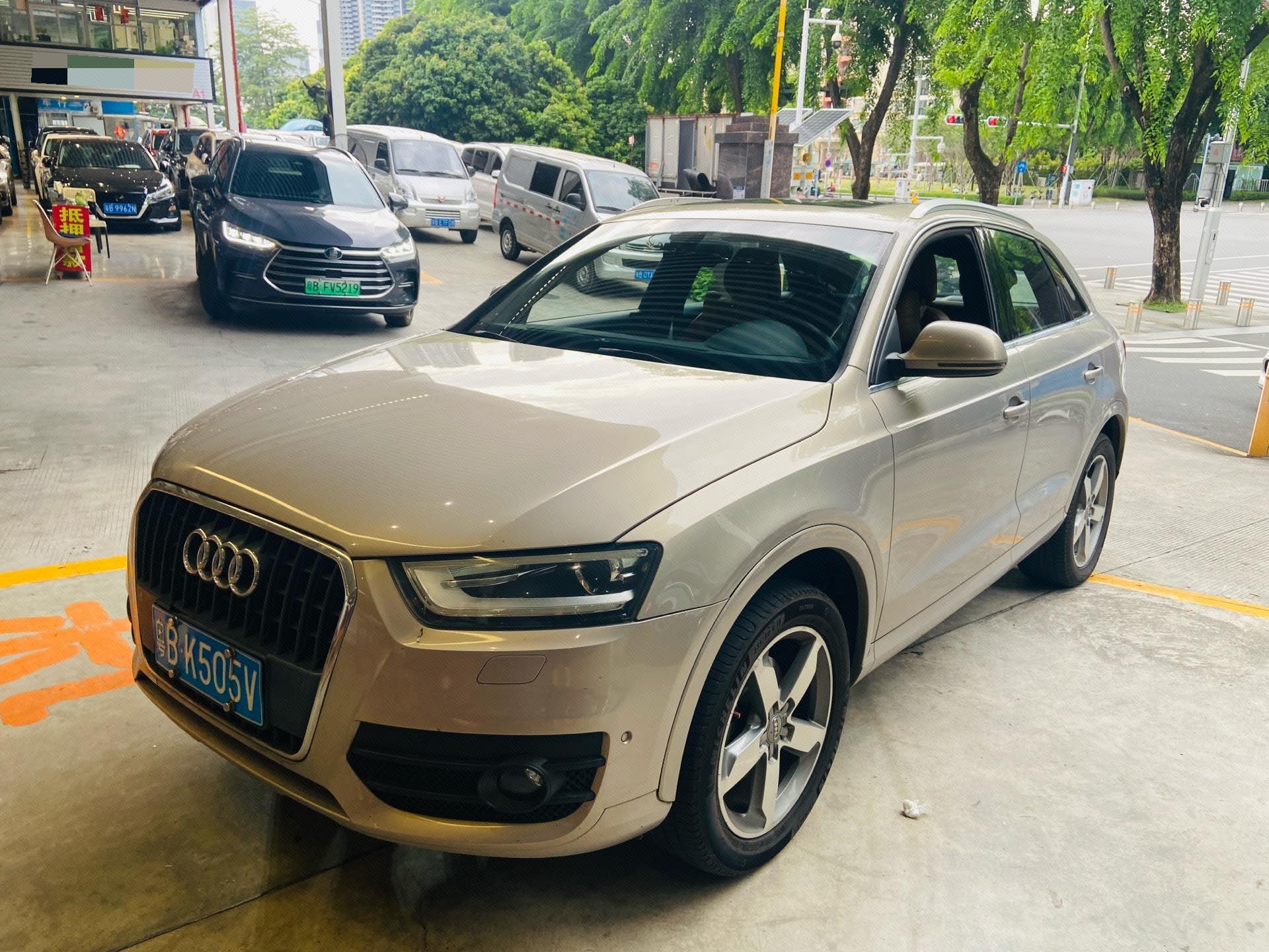 Audi Q3 2013 car image 