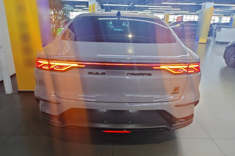 BYD Han 2025 #6 BYD Han 2025 car image #6
