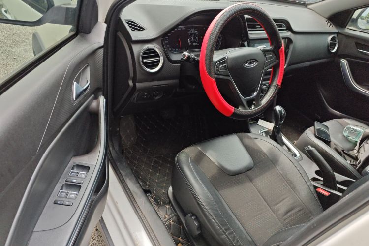 Chery Tiggo 3x 2019 immagine di auto #16