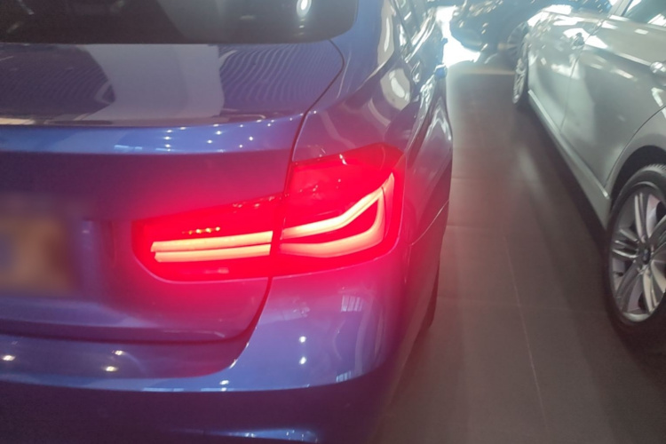 BMW 3 Series 2018 #8 BMW 3 Series 2018 image de voiture #8