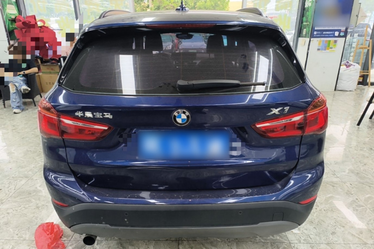 BMW X1 2018 #4 BMW X1 2018 car image #4
