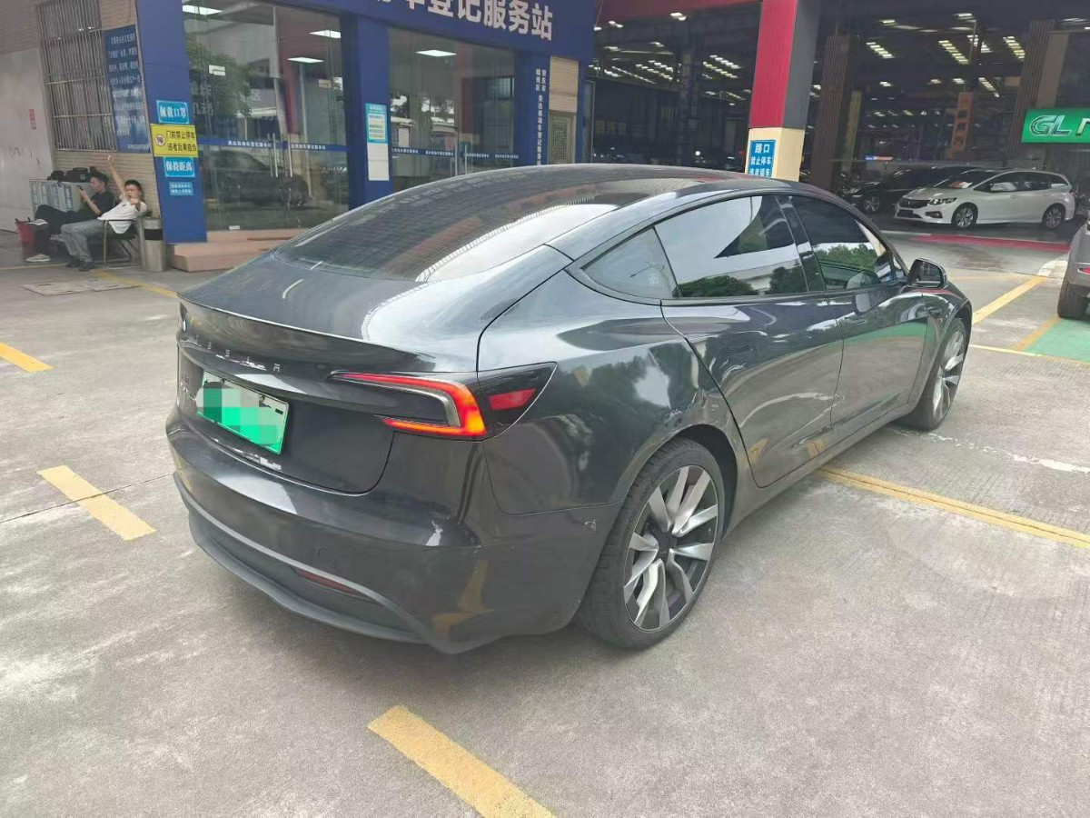 Tesla Model 3 2024 car image #6