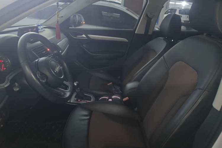 Audi Q3 2017 #15 Audi Q3 2017 car image #15