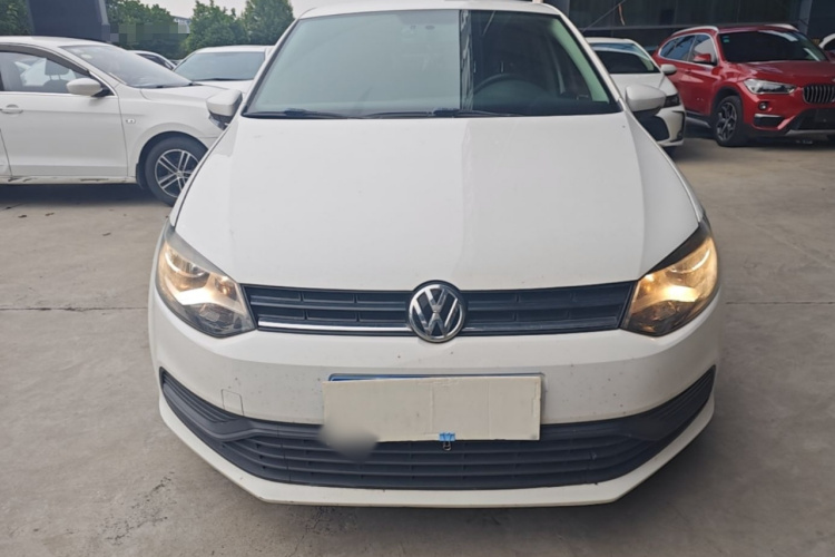 Volkswagen Polo 2017 car image #3